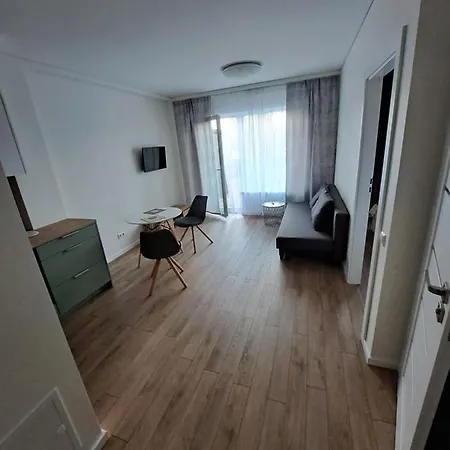 2 Kambariu Butas Ramioje Vietoje * Połąga